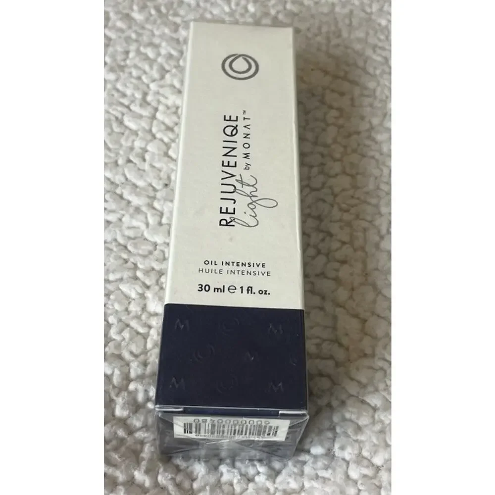 Monat rejuvenique oil